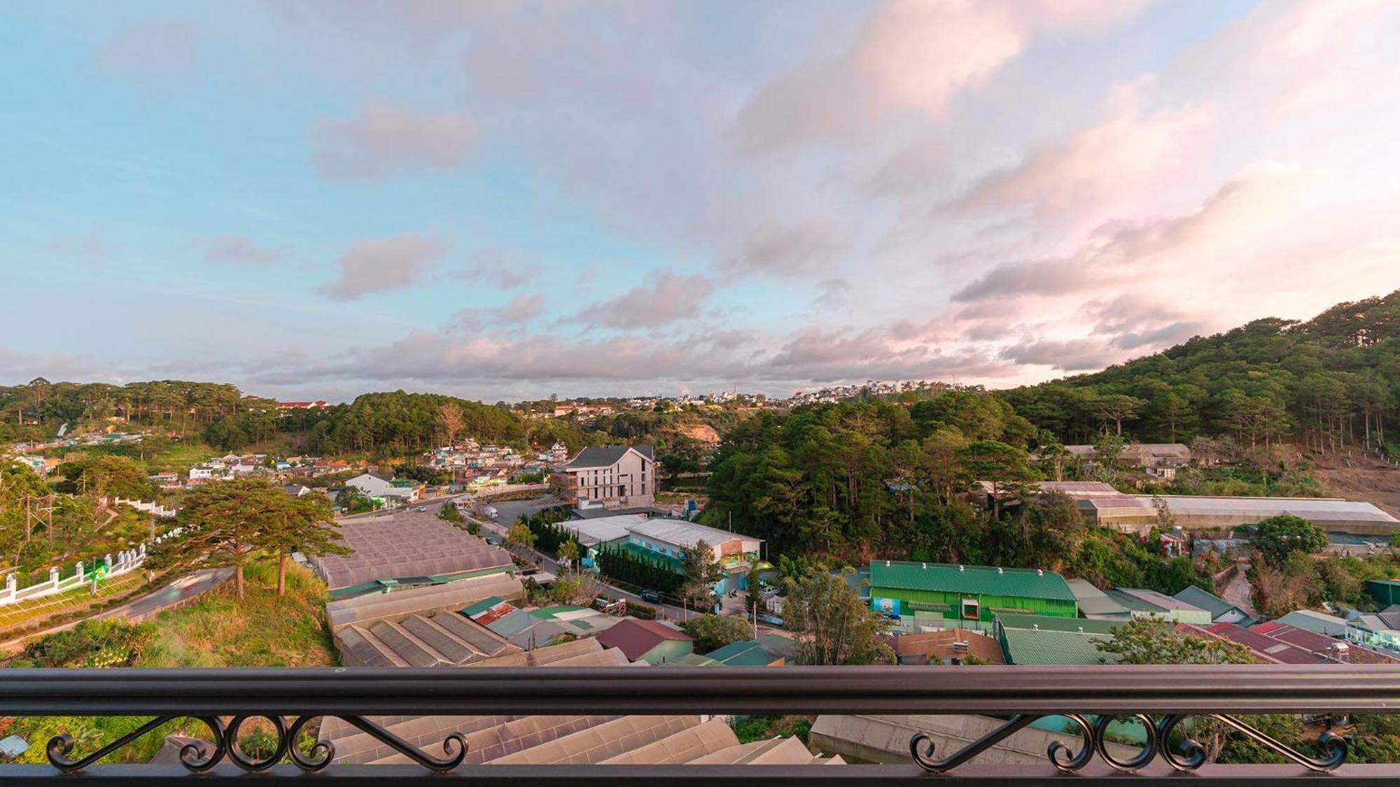 Pine View Hotel Dalat Zewnętrze zdjęcie
